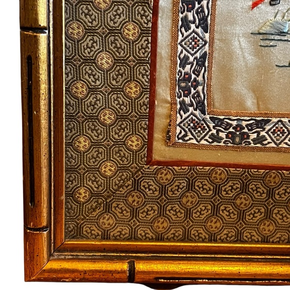 Asian Silk Embroidered Framed Art Ornate, Decor, Birds, Flowers, Spring - Picture 2 of 9